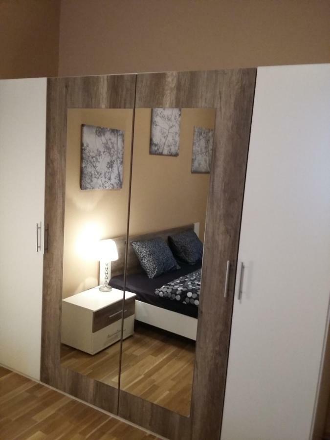 Angel Apartment Nr 4 Near To The Center Prag Exterior foto