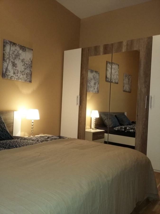 Angel Apartment Nr 4 Near To The Center Prag Exterior foto